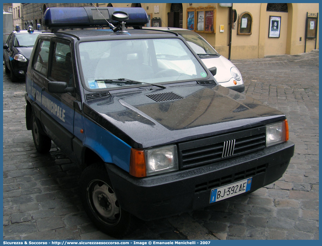 -
Polizia Municipale
Comune di Narni
Fiat Panda 4x4 II serie
Parole chiave: Polizia;Locale;Municipale;Narni;Fiat;Panda