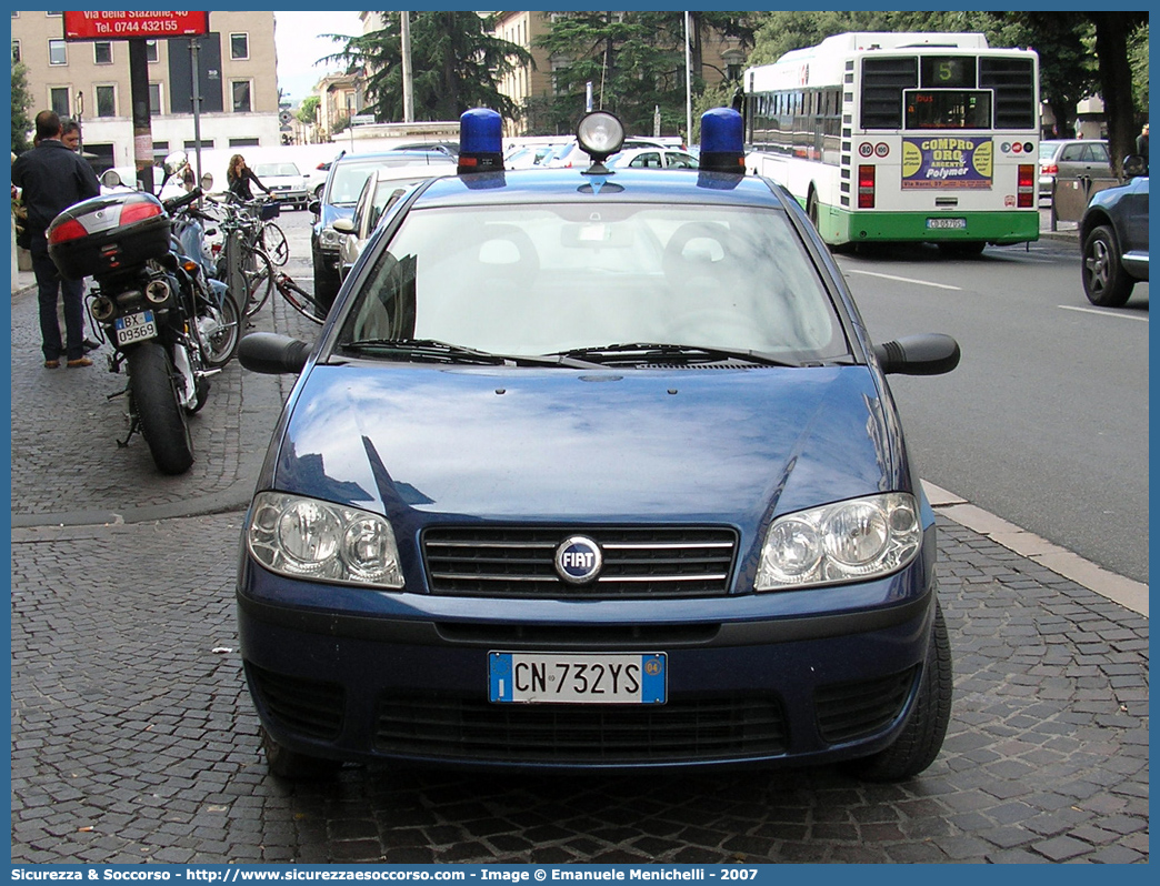 -
Polizia Municipale
Comune di Narni
Fiat Punto III serie
Parole chiave: Polizia;Locale;Municipale;Narni;Fiat;Punto