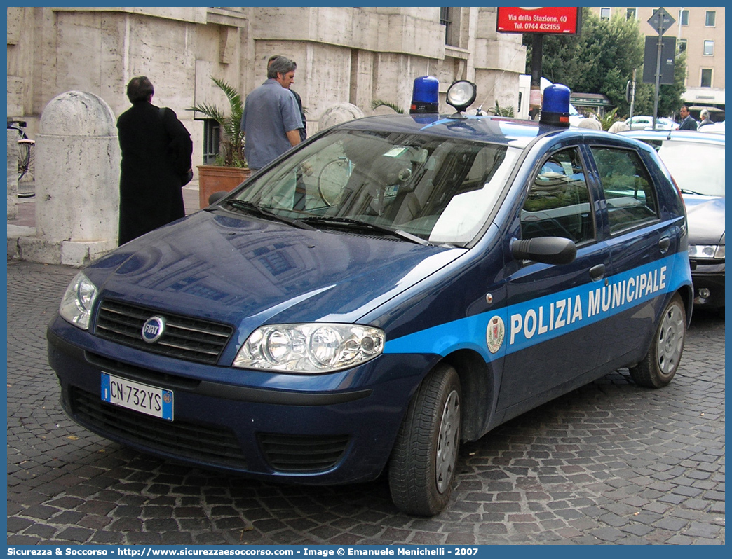 -
Polizia Municipale
Comune di Narni
Fiat Punto III serie
Parole chiave: Polizia;Locale;Municipale;Narni;Fiat;Punto