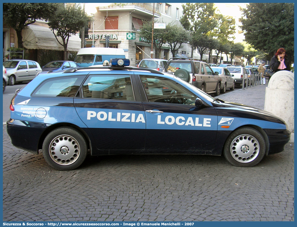 Polizia Locale YA008AC
Polizia Locale
Comune di Penna in Teverina
Alfa Romeo 156 Sportwagon I serie
Parole chiave: Polizia;Locale;Municipale;Giove;Alfa Romeo;156;Sportwagon;YA008AC