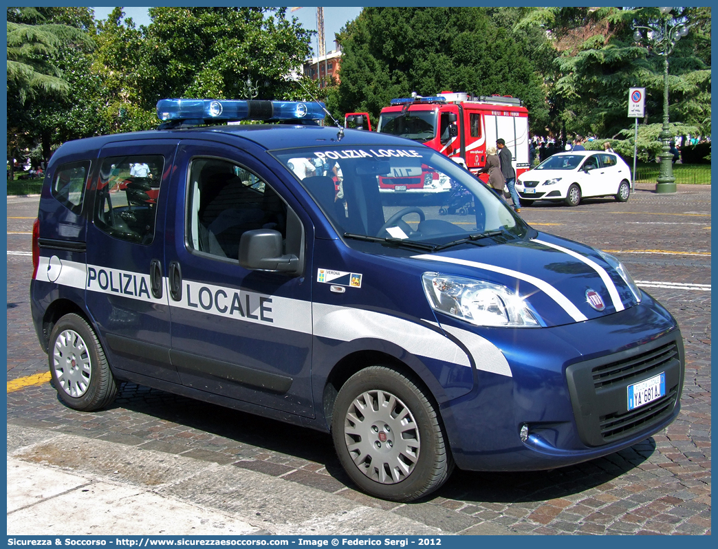 Polizia Locale YA681AJ
Polizia Locale
Comune di Verona
Fiat Qubo
Allestitore Focaccia Group S.r.l.
Parole chiave: PL;P.L.;PM;P.M.;Polizia;Locale;Municipale;Verona;Fiat;Qubo;Focaccia