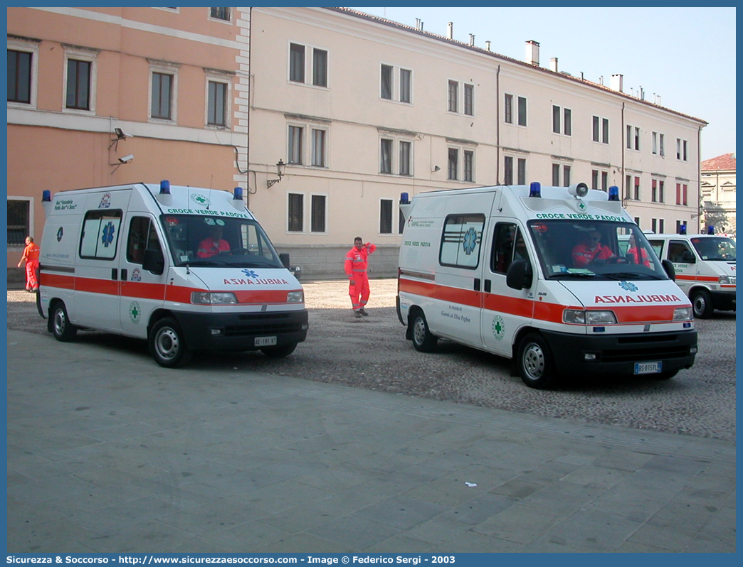 102 - 125
Pia Opera Croce Verde Padova
Fiat Ducato II serie
Allestitore MAF S.n.c.
Parole chiave: Pia;Opera;Croce;Verde;Padova;Ambulanza;Fiat;Ducato;MAF;M.A.F.