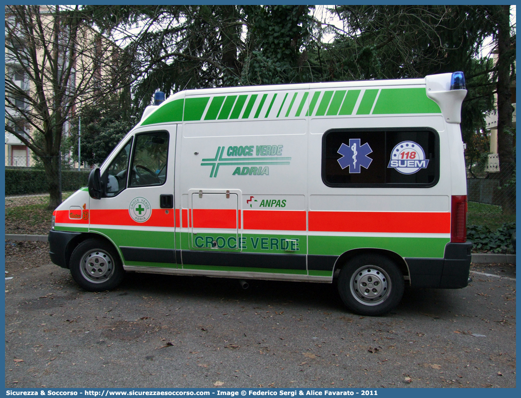 Victor 31
Associazione Volontaria Pubblica
Croce Verde Adria
Fiat Ducato II serie restyling
Allestitore EDM S.r.l.
Parole chiave: AVP;A.V.P.;Associazione;Volontaria;Pubblica;Croce;Verde;Adria;Autoambulanza;Ambulanza;Fiat;Ducato;EDM