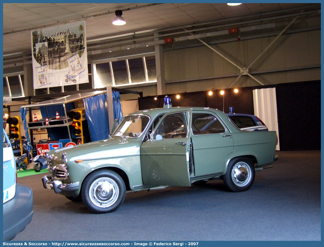 Polizia 18571
Polizia di Stato
Polizia Stradale
Alfa Romeo Giulietta 1300 ti
Parole chiave: Polizia di Stato;Polizia;PS;Polizia Stradale;Alfa Romeo;Giulietta 1300 ti;18571