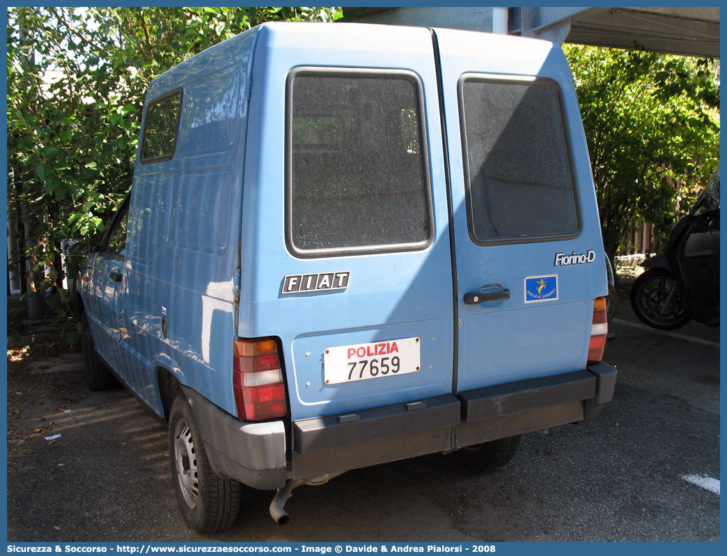 Polizia 77659
Polizia di Stato
Polizia Stradale
Fiat Fiorino II serie restyling
Parole chiave: Polizia;Stato;Polizia di Stato;Stradale;Fiat;Fiorino II serie restyling;77659