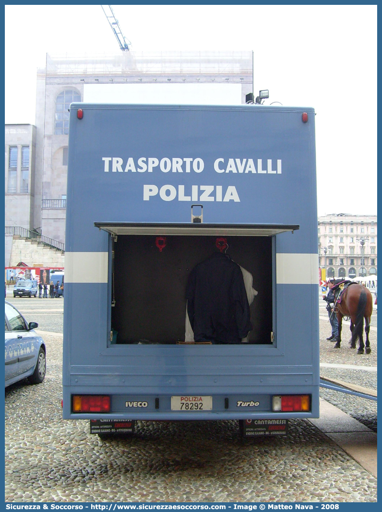 Polizia 78292
Polizia di Stato
Polizia a Cavallo
Iveco Daily 35-10 I serie
Parole chiave: Polizia di Stato;Polizia;PS;Polizia a Cavallo;Iveco;Daily 35-10 I serie;78292