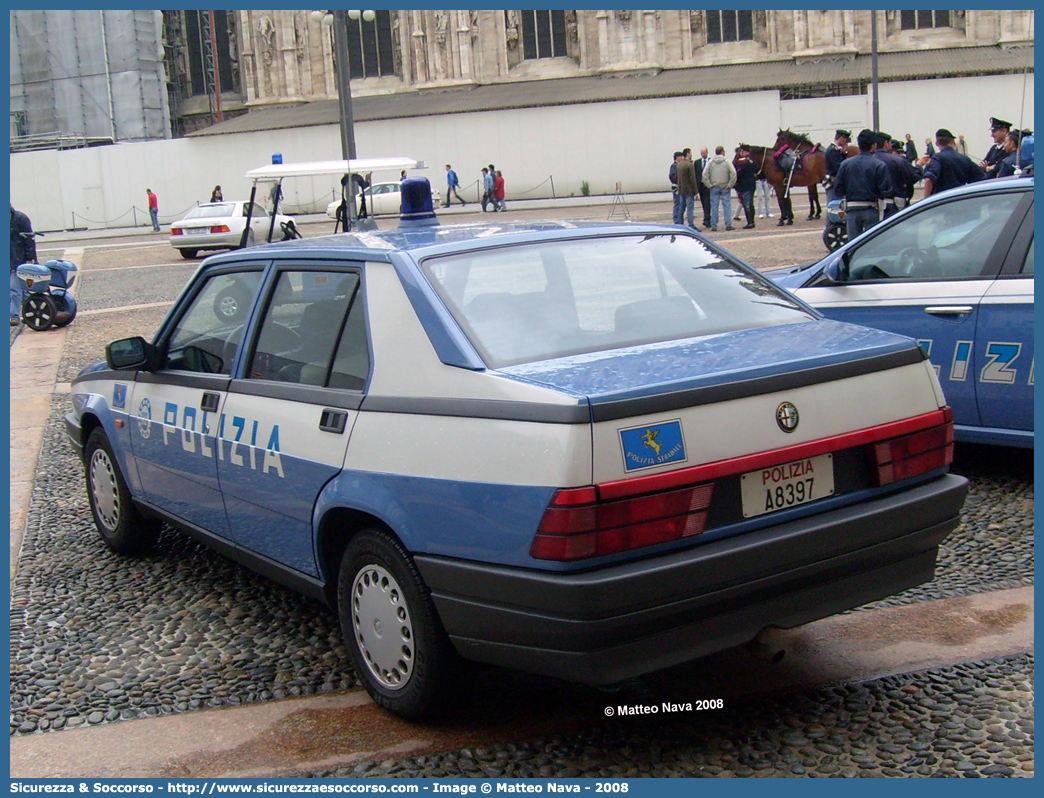 Polizia A8397
Polizia di Stato
Polizia Stradale
Alfa Romeo 75 II serie
Parole chiave: Polizia di Stato;Polizia;PS;Polizia Stradale;Alfa Romeo;75 II serie;A8397