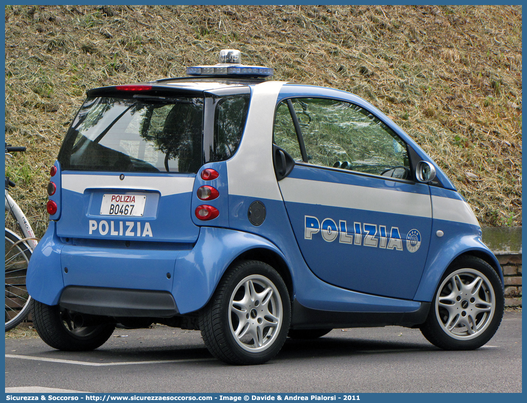 Polizia B0467
Polizia di Stato
Smart ForTwo I serie restyling
Parole chiave: Polizia di Stato;Polizia;PS;Smart;ForTwo II serie;B0467