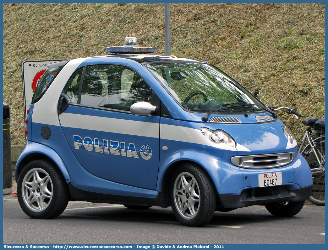 Polizia B0467
Polizia di Stato
Smart ForTwo I serie restyling
Parole chiave: Polizia di Stato;Polizia;PS;Smart;ForTwo II serie;B0467