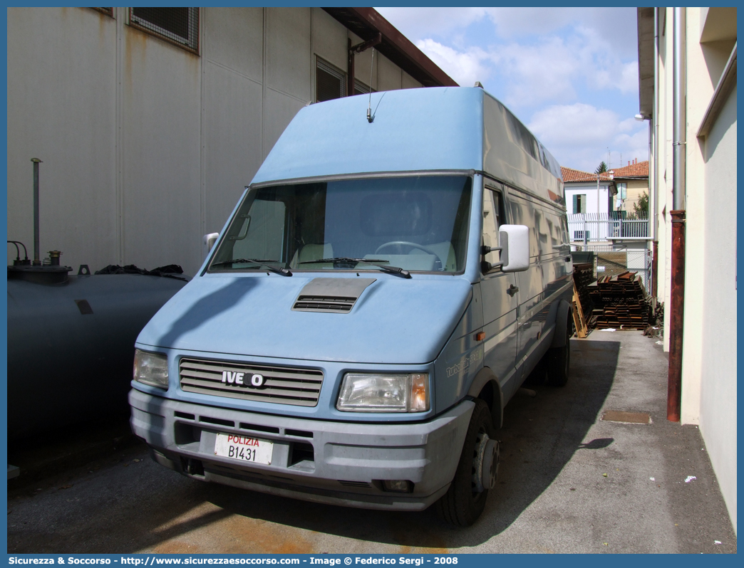 Polizia B1431
Polizia di Stato
Iveco Daily 59-12 II serie
Parole chiave: Polizia di Stato;Polizia;PS;Iveco;Daily 59-12 II serie;B1431