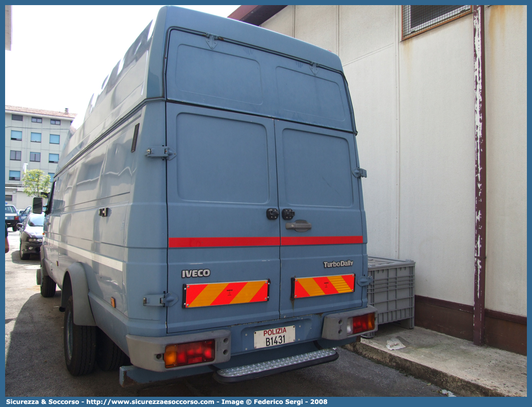 Polizia B1431
Polizia di Stato
Iveco Daily 59-12 II serie
Parole chiave: Polizia di Stato;Polizia;PS;Iveco;Daily 59-12 II serie;B1431