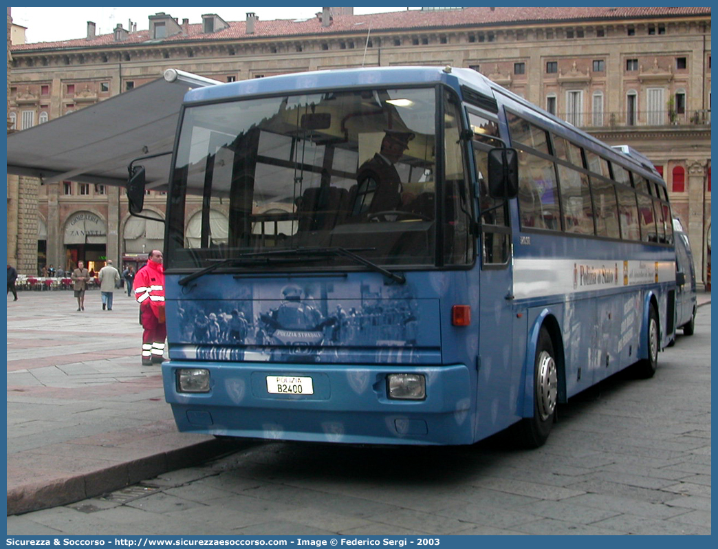 Polizia B2400
Polizia di Stato
Polizia Stradale
Iveco 370SE "Pullman Azzurro"
Parole chiave: Polizia;Stato;Polizia di Stato;Stradale;Iveco;370SE;Pullman Azzurro;B2400