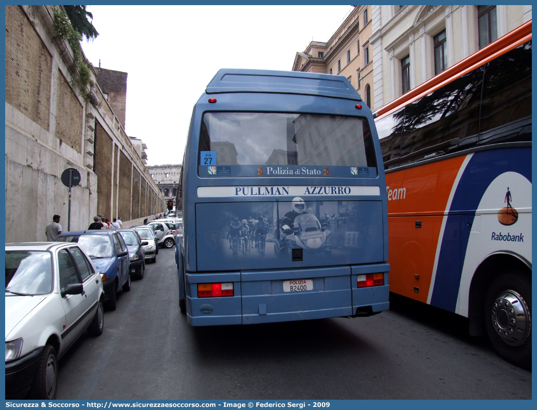 Polizia B2400
Polizia di Stato
Polizia Stradale
Iveco 370SE "Pullman Azzurro"
(I variante)
Parole chiave: Polizia;Stato;Polizia di Stato;Stradale;Iveco;370SE;Pullman Azzurro;B2400