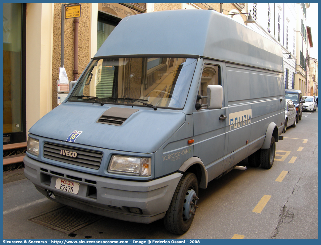 Polizia B2475
Polizia di Stato
Iveco Daily 59-12 II serie
Parole chiave: Polizia di Stato;Polizia;PS;Iveco;Daily 59-12 II serie;B2475