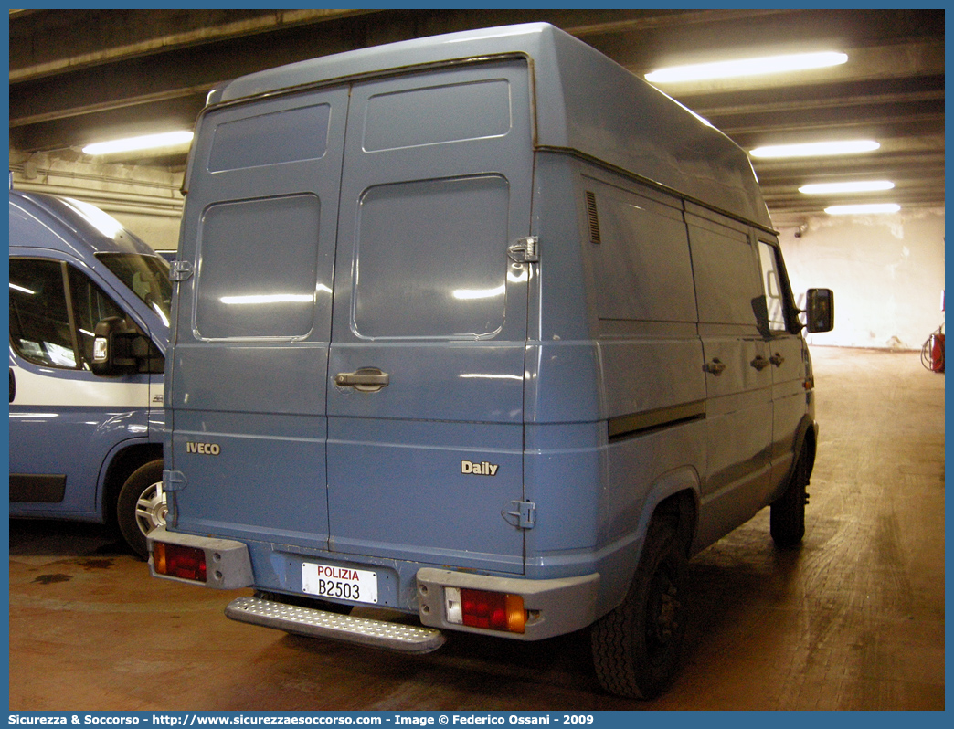 Polizia B2503
Polizia di Stato
Iveco Daily 35-8 II serie
Parole chiave: PS;P.S.;Polizia;Stato;Pubblica;Sicurezza;Polizia di Stato;Iveco;Daily;35-8;35;B2503