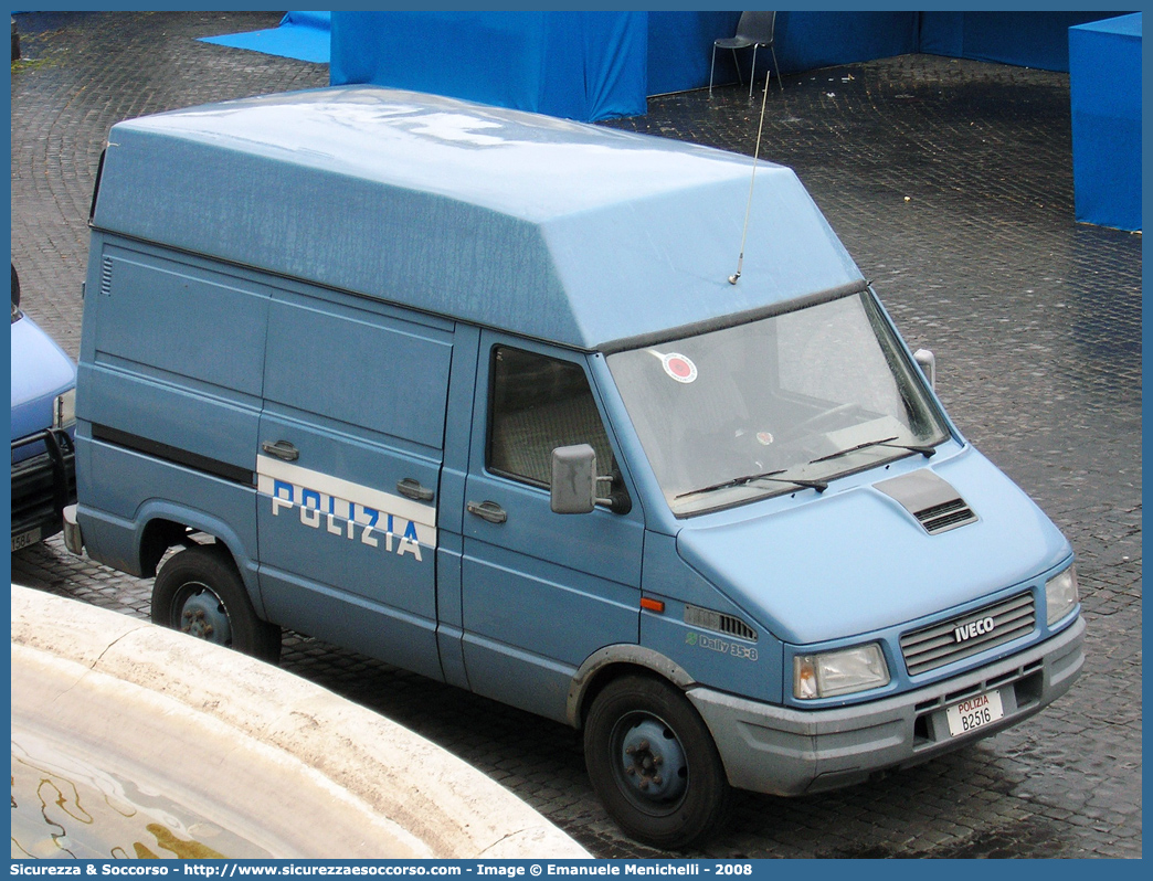 Polizia B2516
Polizia di Stato
Iveco Daily 35-8 II serie
Parole chiave: PS;P.S.;Polizia;Stato;Pubblica;Sicurezza;Polizia di Stato;Iveco;Daily;35-8;35;B2516