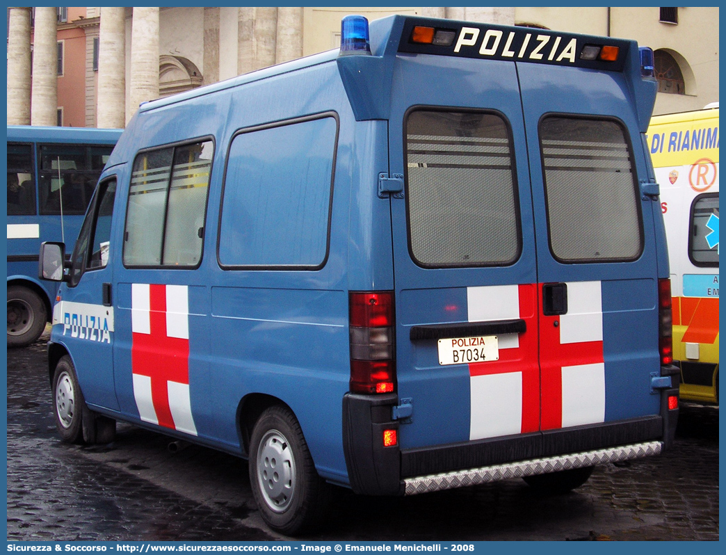 Polizia B0734
Polizia di Stato
Servizio Sanitario
Fiat Ducato II serie
Parole chiave: Polizia di Stato;Polizia;PS;Servizio Sanitario;Fiat;Ducato II serie;Ambulanza;B0734