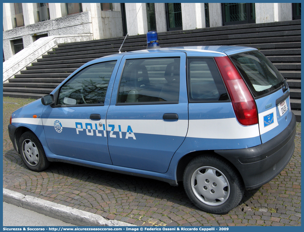 Polizia D3495
Polizia di Stato
Polizia delle Comunicazioni
Fiat Punto I serie
Parole chiave: Polizia di Stato;Polizia;PS;Polizia delle Comunicazioni;Fiat;Punto;I serie;D3495