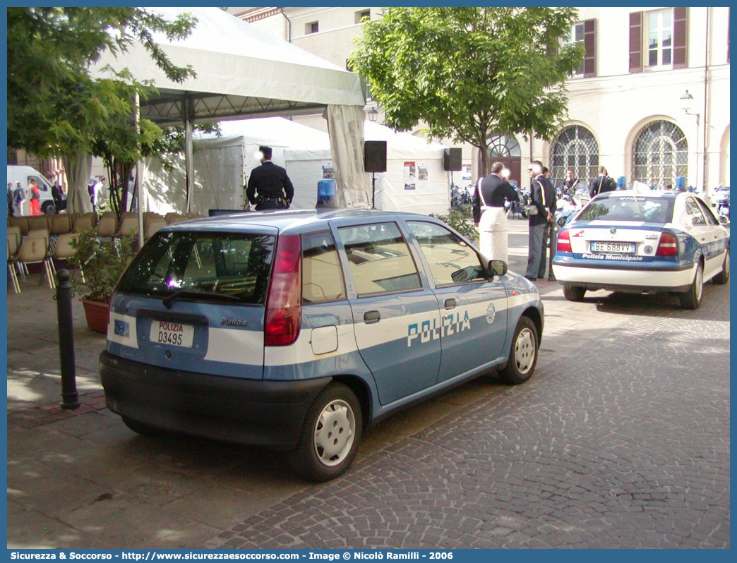 Polizia D3495
Polizia di Stato
Polizia delle Comunicazioni
Fiat Punto I serie
Parole chiave: Polizia di Stato;Polizia;PS;Polizia delle Comunicazioni;Fiat;Punto;I serie;D3495