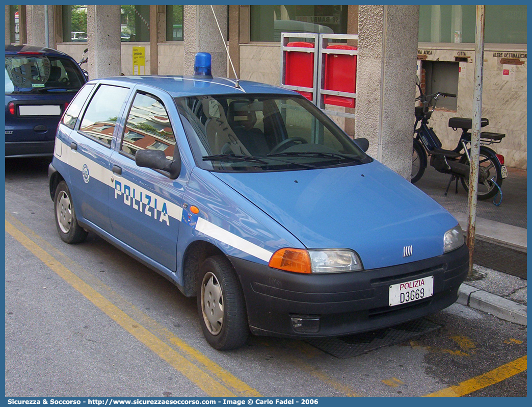 Polizia D3669
Polizia di Stato
Polizia delle Comunicazioni
Fiat Punto I serie
Parole chiave: Polizia di Stato;Polizia;PS;Polizia delle Comunicazioni;Fiat;Punto;I serie;D3669