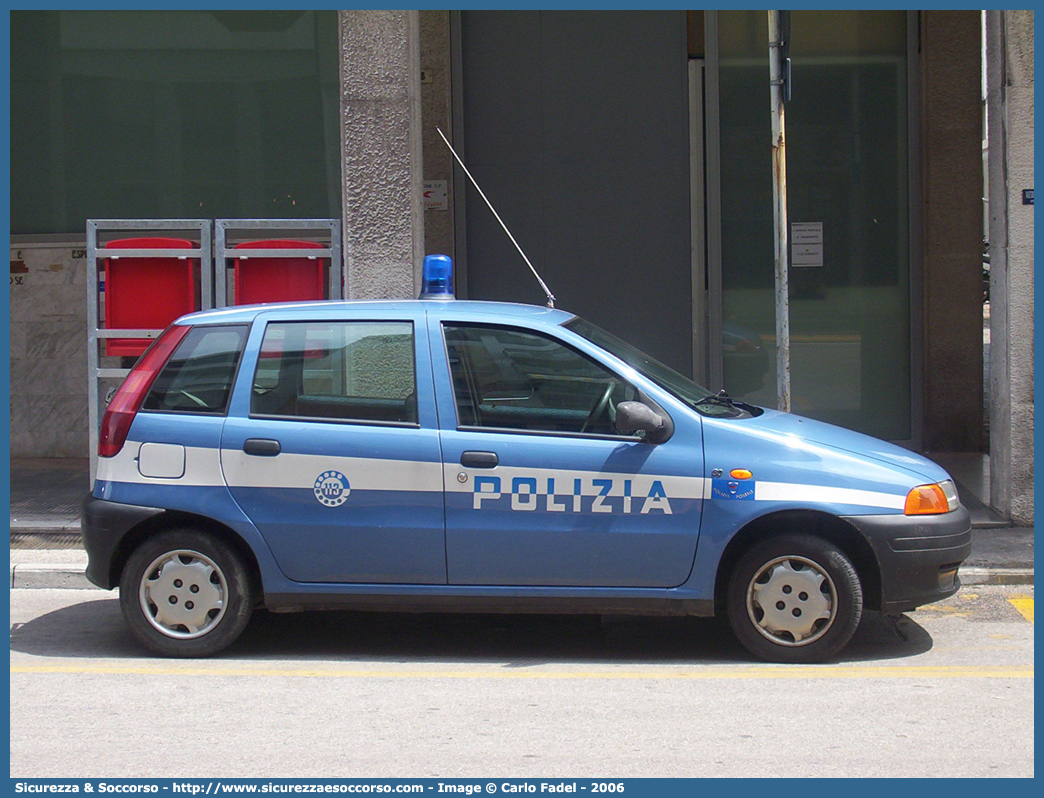 Polizia D3669
Polizia di Stato
Polizia delle Comunicazioni
Fiat Punto I serie
Parole chiave: Polizia di Stato;Polizia;PS;Polizia delle Comunicazioni;Fiat;Punto;I serie;D3669