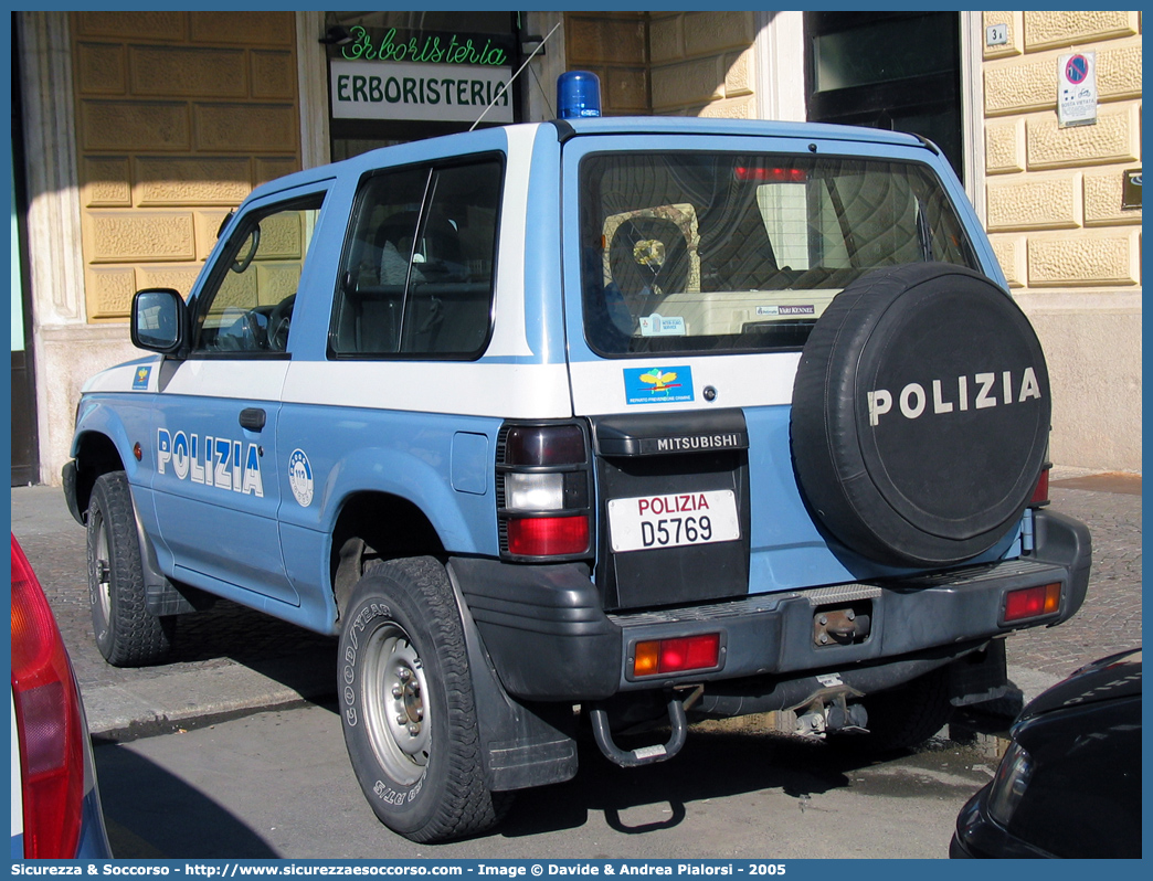 Polizia D5769
Polizia di Stato
Reparto Prevenzione Crimine
Mitsubishi Pajero V20 SWB
Parole chiave: Polizia di Stato;Polizia;PS;Reparto Prevenzione Crimine;Mitsubishi;Pajero V20 SWB;D5769