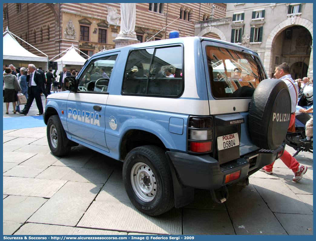 Polizia D5804
Polizia di Stato
Mitsubishi Pajero V20 SWB
Parole chiave: PS;P.S.;Polizia;di;Stato;Polizia;Pubblica;Sicurezza;Mitsubishi;Pajero;V20;SWB