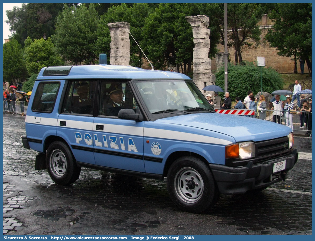 Polizia D5897
Polizia di Stato
Land Rover Discovery I serie
Parole chiave: Polizia di Stato;Polizia;PS;Land Rover;Discovery I serie;D5897