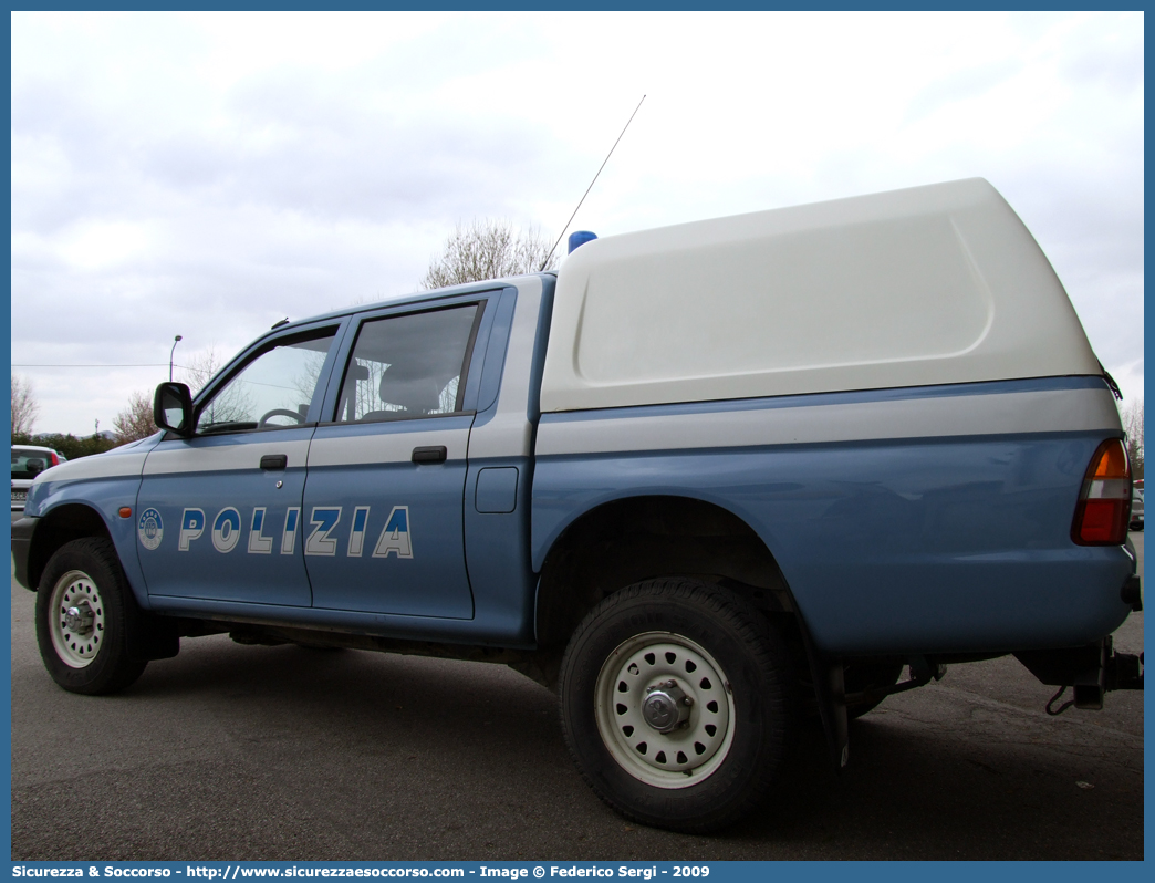 Polizia D6352
Polizia di Stato
Mitsubishi L200 III serie
Parole chiave: PS;P.S.;Polizia di Stato;Polizia;Mitsubishi;L200;D6352