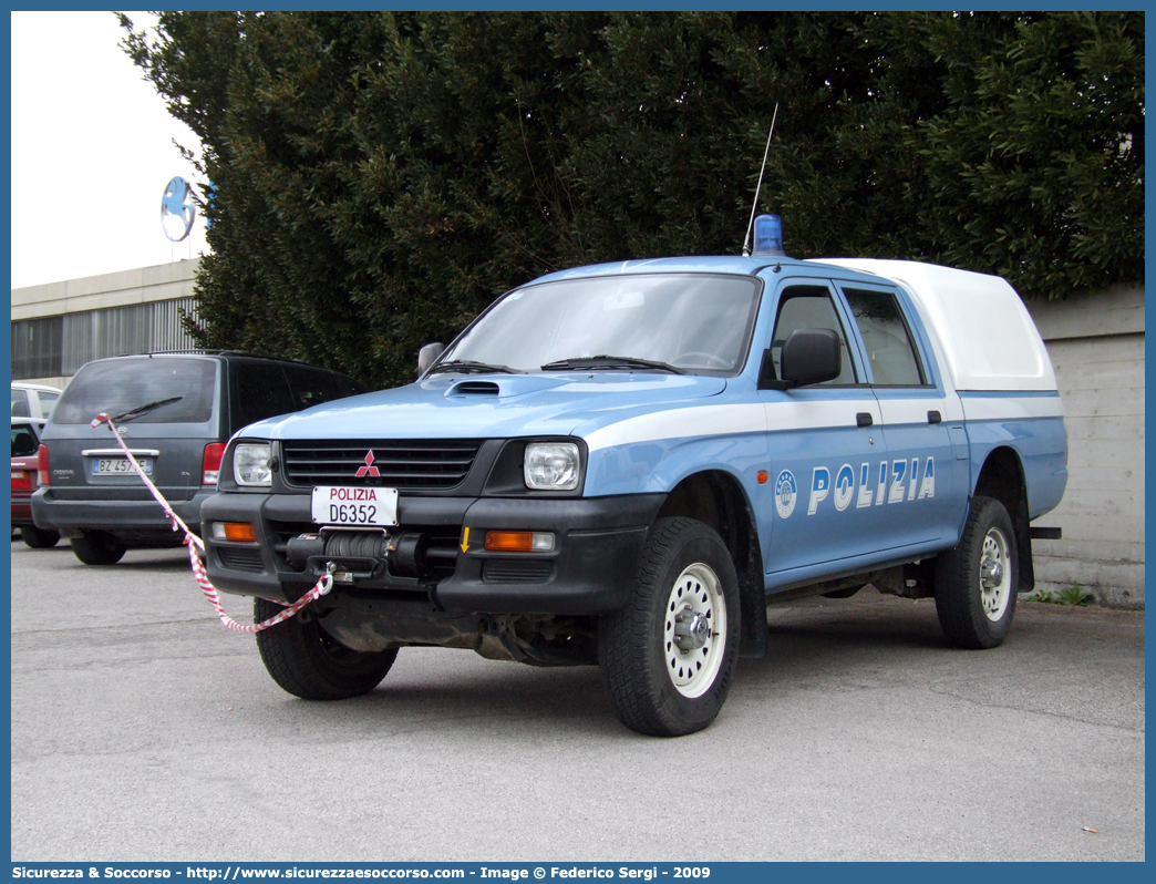 Polizia D6352
Polizia di Stato
Mitsubishi L200 III serie
Parole chiave: PS;P.S.;Polizia di Stato;Polizia;Mitsubishi;L200;D6352