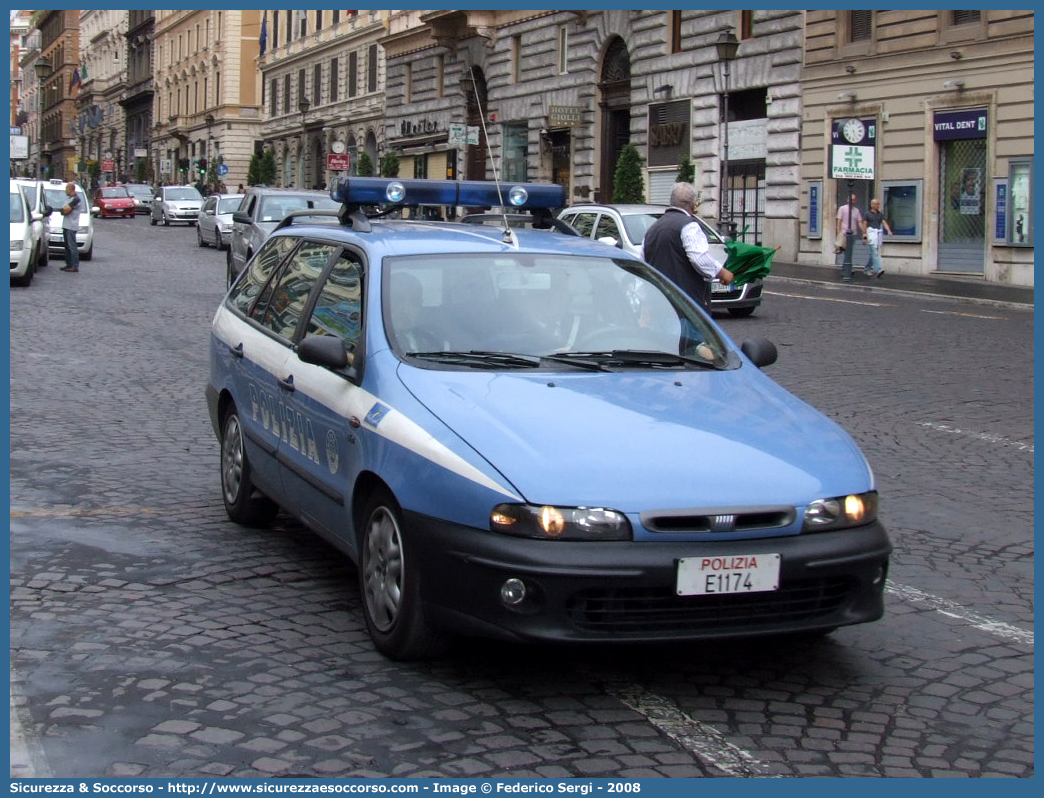 Polizia E1174
Polizia di Stato
Polizia Stradale
Fiat Marea Weekend
Parole chiave: Polizia di Stato;Polizia;PS;Polizia Stradale;Fiat;Marea Weekend;E1174