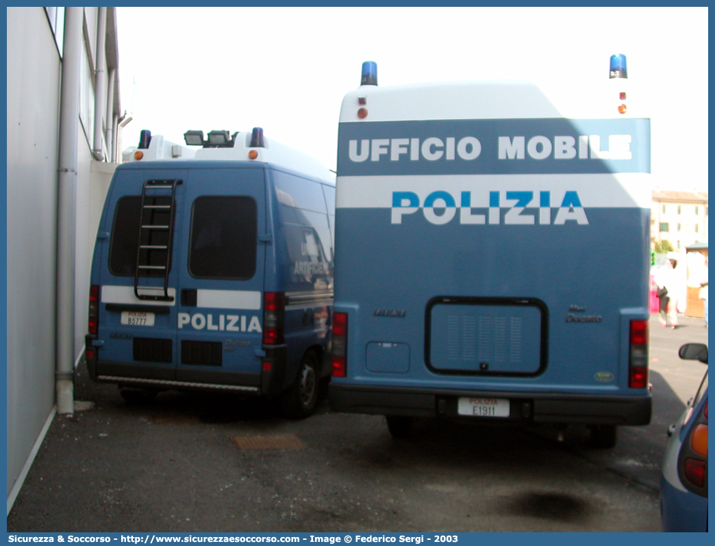 Polizia E1911
Polizia di Stato
Fiat Ducato II serie CM22N
Allestitore Orlandi S.r.l.

Parole chiave: PS;P.S.;Polizia;di;Stato;Pubblica;Sicurezza;Fiat;Ducato;CM22N;Orlandi;Stazione;Ufficio;Mobile