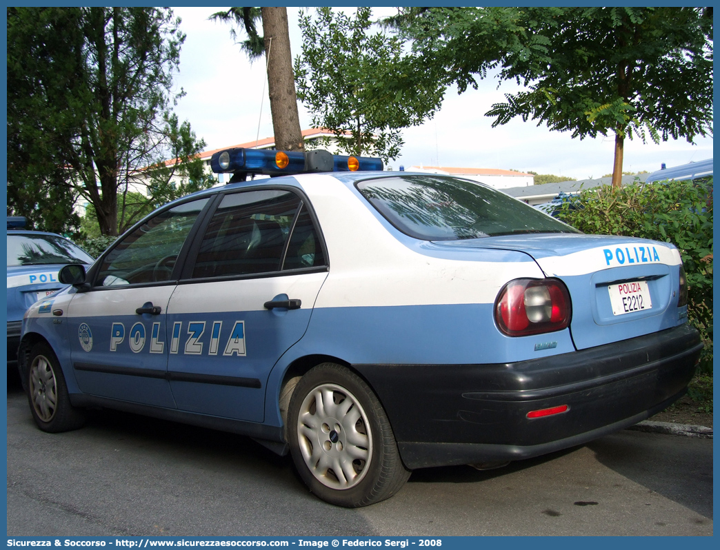 Polizia E2212
Polizia di Stato
Reparto Prevenzione Crimine
Fiat Marea
Parole chiave: Polizia di Stato;Polizia;PS;Reparto Prevenzione Crimine;Fiat;Marea;E2212