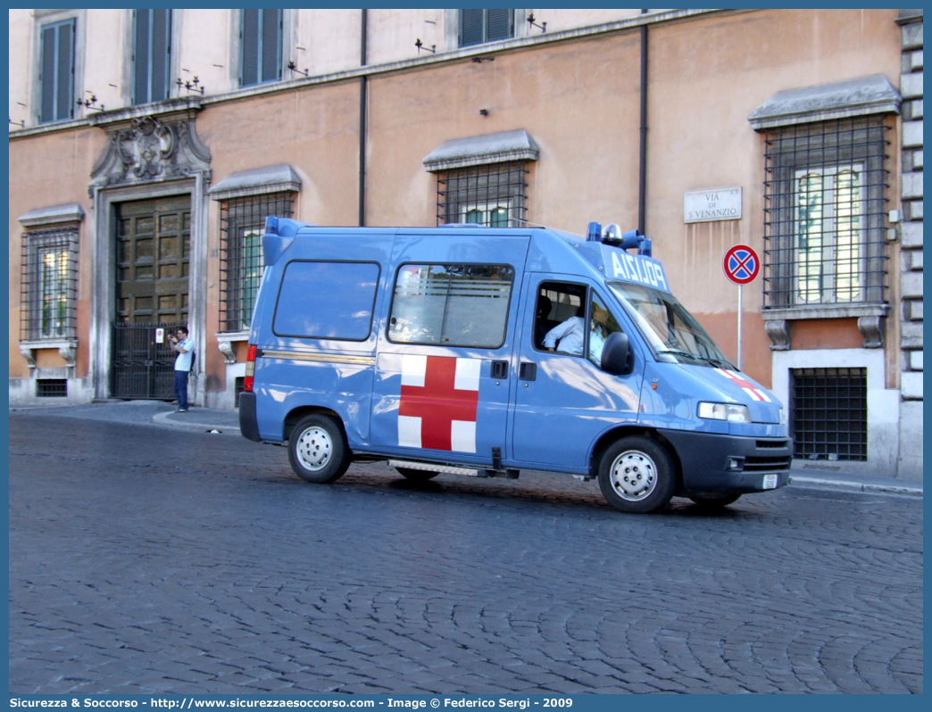 Polizia E6290
Polizia di Stato
Servizio Sanitario
Fiat Ducato II serie
Parole chiave: Polizia di Stato;Polizia;PS;Servizio Sanitario;Fiat;Ducato II serie;Ambulanza;E6290