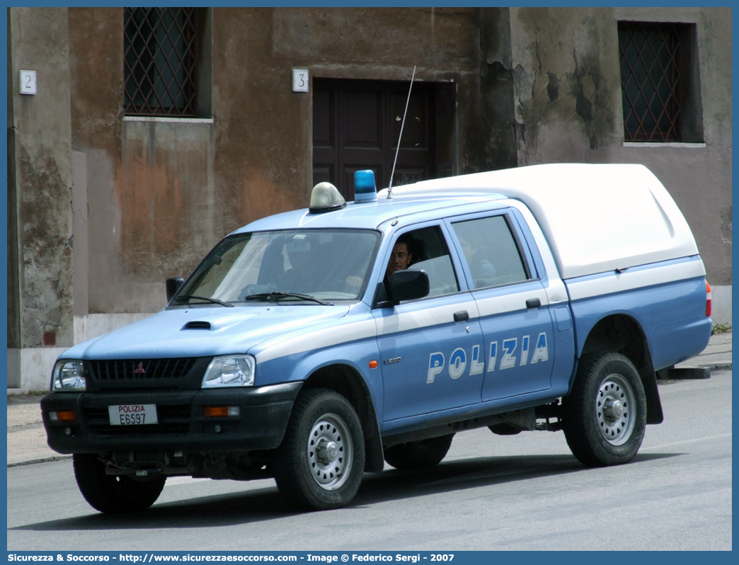 Polizia E6597
Polizia di Stato
Mitsubishi L200 III serie restyling
Parole chiave: Polizia di Stato;Polizia;PS;Mitsubishi;L200 III serie restyling;E6597