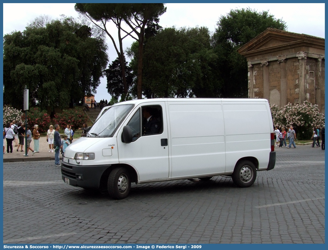 Polizia E8150
Polizia di Stato
Fiat Ducato II serie
Parole chiave: Polizia di Stato;Polizia;PS;Fiat;Ducato;II serie;E8150