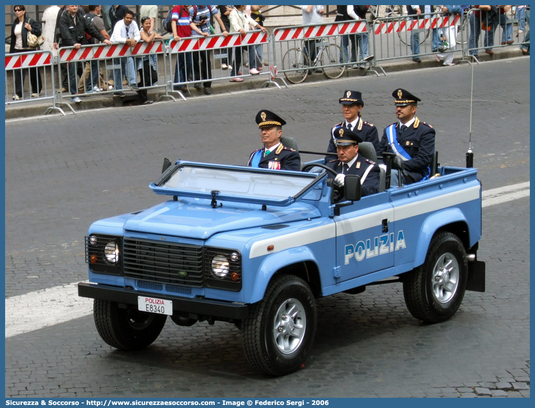 Polizia E8340
Polizia di Stato
Land Rover Defender 90
Parole chiave: Polizia di Stato;Polizia;PS;Land Rover;Defender 90;E8340