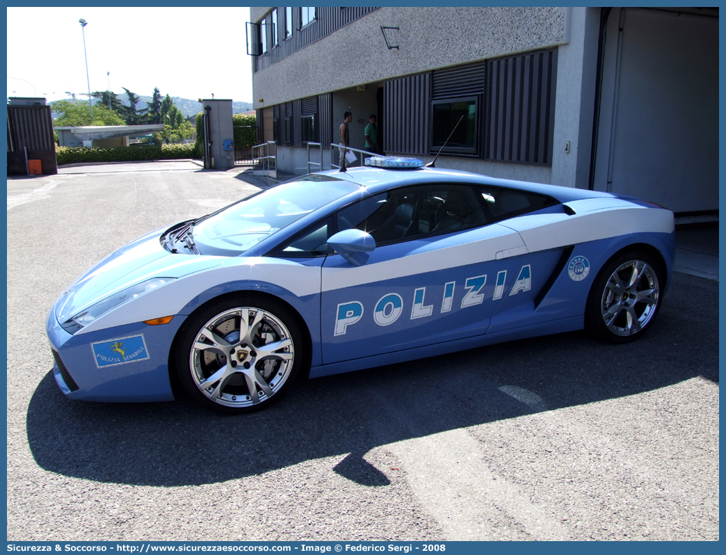 Polizia E8379
Polizia di Stato
Polizia Stradale
Lamborghini Gallardo
(variante)
Parole chiave: Polizia di Stato;Polizia;PS;Polizia Stradale;Lamborghini;Gallardo;E8379