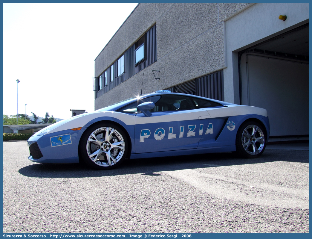 Polizia E8379
Polizia di Stato
Polizia Stradale
Lamborghini Gallardo
(variante)
Parole chiave: Polizia di Stato;Polizia;PS;Polizia Stradale;Lamborghini;Gallardo;E8379