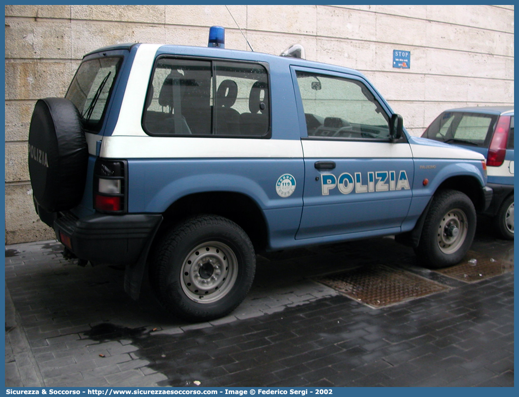 Polizia E8593
Polizia di Stato
Mitsubishi Pajero V20 SWB
Parole chiave: PS;P.S.;Polizia;di;Stato;Polizia;Pubblica;Sicurezza;Mitsubishi;Pajero;V20;SWB