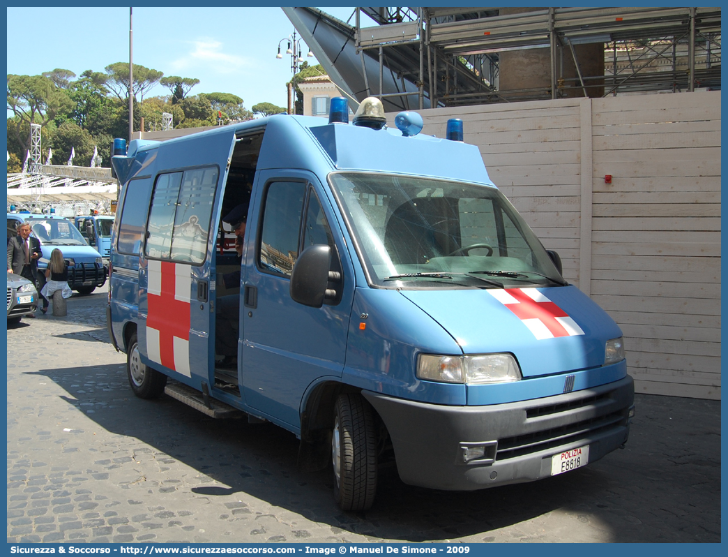 Polizia E8818
Polizia di Stato
Servizio Sanitario
Fiat Ducato II serie
Parole chiave: Polizia di Stato;Polizia;PS;Servizio Sanitario;Fiat;Ducato II serie;Ambulanza;E8818