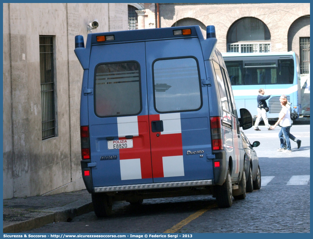 Polizia E8820
Polizia di Stato
Servizio Sanitario
Fiat Ducato II serie
Parole chiave: PS;P.S.;Polizia;di;Stato;Pubblica;Sicurezza;Servizio;Sanitario;Fiat;Ducato;Savio;Boneschi