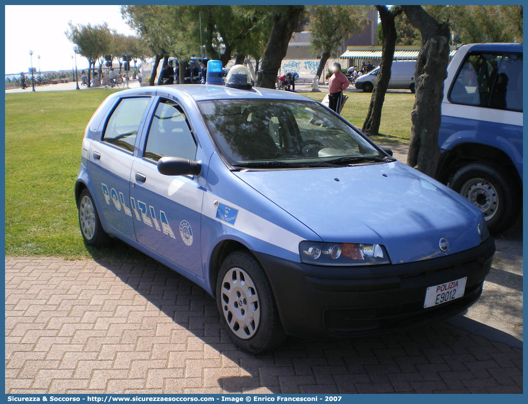 Polizia E9012
Polizia di Stato
Polizia delle Comunicazioni
Fiat Punto II serie
Parole chiave: Polizia di Stato;Polizia;PS;Polizia delle Comunicazioni;Fiat;Punto;II serie;E9012