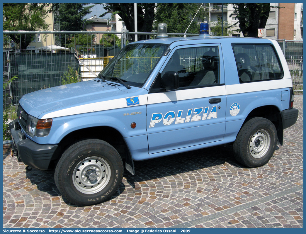 Polizia E9798
Polizia di Stato
Polizia Stradale
Mitsubishi Pajero V20 SWB
Parole chiave: PS;P.S.;Polizia;di;Stato;Polizia;Pubblica;Sicurezza;Stradale;Mitsubishi;Pajero;V20;SWB