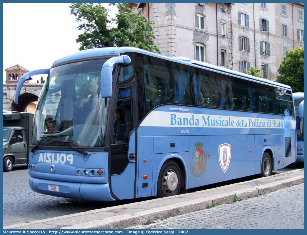 Polizia F1411
Polizia di Stato
Banda Musicale
Orlandi Domino 2001 HDH
Parole chiave: Polizia di Stato;Polizia;PS;Banda Musicale;Orlandi;Domino;2001 HDH;F1411