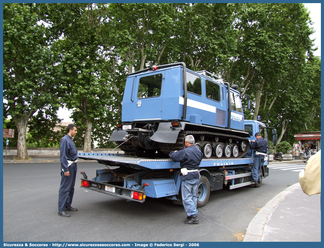 Polizia F2709
Polizia di Stato
Iveco EuroCargo 120EL21 II serie
Allestitore TCM S.r.l.
Parole chiave: PS;P.S.;Polizia;di;Stato;Iveco;EuroCargo;120EL21;Carroattrezzi;Carro Attrezzi;TCM