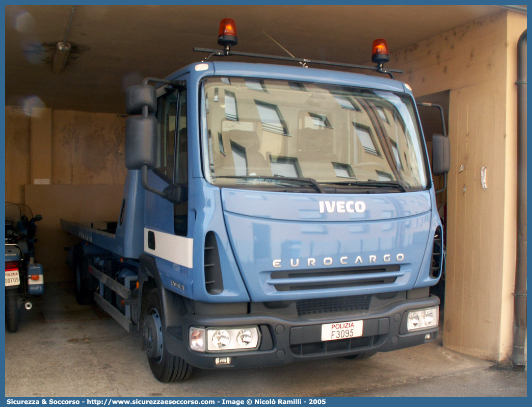 Polizia F3095
Polizia di Stato
Iveco EuroCargo 120EL21 II serie
Allestitore TCM S.r.l.
Parole chiave: PS;P.S.;Polizia;di;Stato;Iveco;EuroCargo;120EL21;Carroattrezzi;Carro Attrezzi;TCM