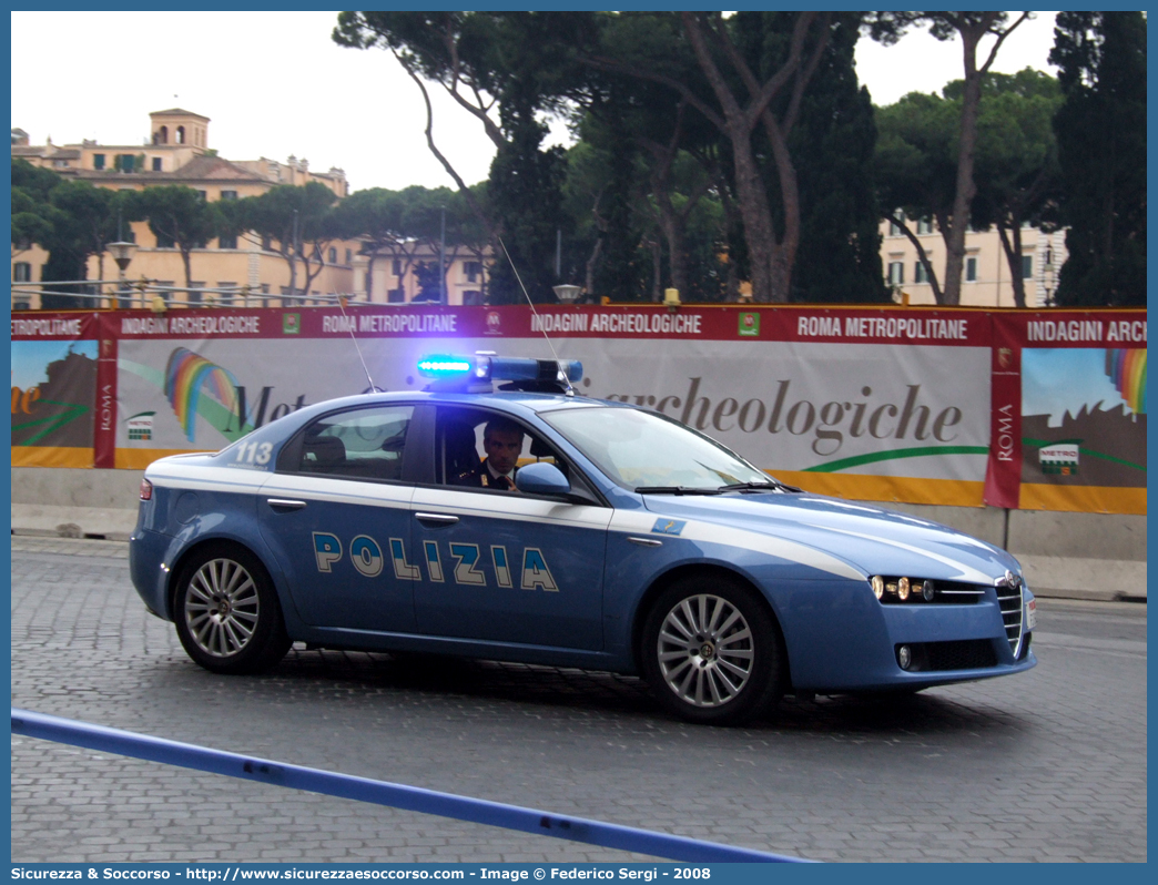 Polizia  F3766
Polizia di Stato
Polizia Stradale
Alfa Romeo 159 Q4
Parole chiave: PS;P.S.;Polizia;di;Stato;Pubblica;Sicurezza;Stradale;Alfa;Romeo;159;Q4;Scorta;Scorte;Quirinale;F3766