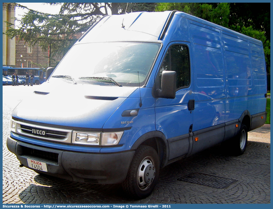 Polizia F4504
Polizia di Stato
Iveco Daily 50C17 III serie

Parole chiave: Polizia di Stato;Polizia;PS;Iveco;Daily 50C17 III serie;F4504