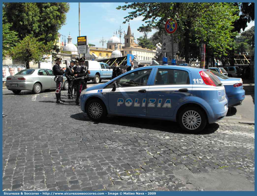 Polizia F7073
Polizia di Stato
Polizia Stradale
Fiat Grande Punto
Parole chiave: Polizia di Stato;Polizia;PS;Polizia Stradale;Fiat;Grande Punto;F7073